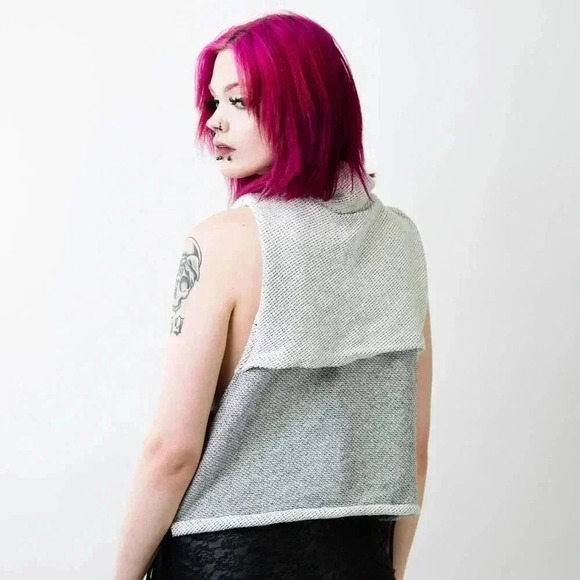 Te Verde Cowl Neck Athletic Workout Vest - S - Picture 3 of 6